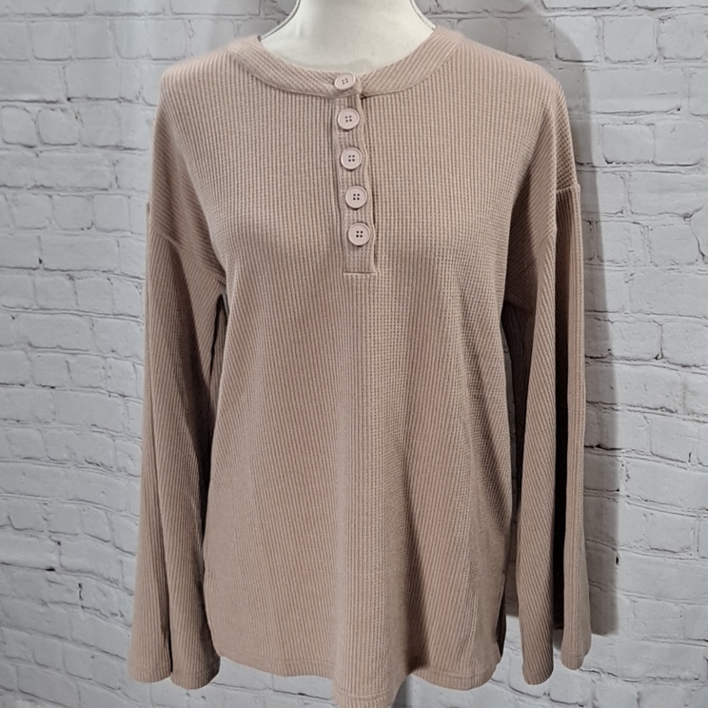 Kittenish Plum Wide Sleeve Pullover Thermal NWOT